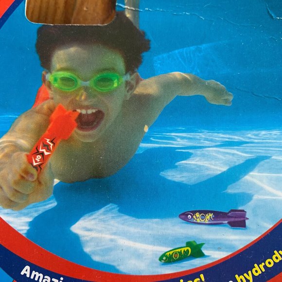 Swimways Toypedo bandits dive sticks hydrodynamic design glides 20 ft underwater - Picture 13 of 15